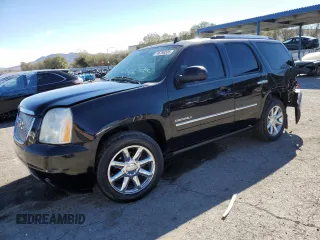 2014 GMC Yukon Denali with VIN 1GKS2EEF3ER126843, listed as a Copart auction lot 46298535 with 72,297 mi miles and Salvage Title. Bid and sale history available at carsss.com. Image 1.