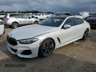 2021 BMW 8 Series 840i with VIN WBAGV4C00MCF65565, listed as a Copart auction lot 72652692 with 0 mi miles. Bid and sale history available at carsss.com. Image 1.