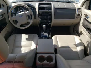 2009 Ford Escape Hybrid z VIN 1FMCU49309KA30344, wystawiony jako Copart lot #55644835 z przebiegiem 112 641 mil mil oraz Szkoda całkowita • Salvage title. Historia ofert i sprzedaży dostępna na DreamBid. Obrazek 8.