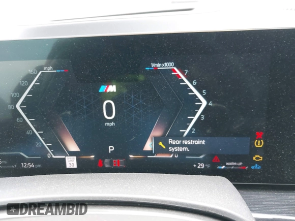 2024 BMW X5 xDrive40i z VIN 5UX23EU06R9S09659, wystawiony jako IAAI lot #41444238 z przebiegiem 26 923 mil mil oraz . Historia ofert i sprzedaży dostępna na DreamBid. Obrazek 7.