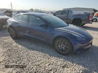 2023 Tesla Model 3 z VIN 5YJ3E1EA9PF712542, wystawiony jako Copart lot #52124295 z przebiegiem 13 154 mil mil oraz Czysty tytuł • Clean title. Historia ofert i sprzedaży dostępna na DreamBid. Obrazek 4.