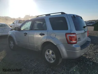 2008 Ford Escape XLT with VIN 1FMCU93Z98KB10461, listed as a Copart auction lot 88944655 with 138,794 mi miles and Salvage Title. Bid and sale history available at carsss.com. Image 2.