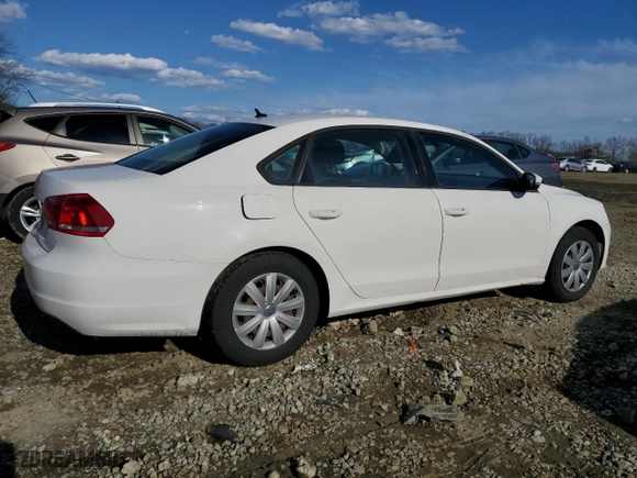 2013 Volkswagen Passat S with VIN 1VWAP7A33DC032489, listed as a Copart auction lot 50397525 with 118,665 mi miles and Salvage Title. Bid and sale history available at carsss.com. Image 3.