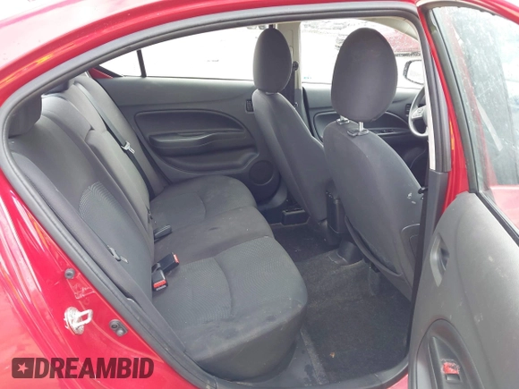 2019 Mitsubishi Mirage ES z VIN ML32F3FJ8KHF14469, wystawiony jako IAAI lot #41794796 z przebiegiem 135 373 mil mil oraz . Historia ofert i sprzedaży dostępna na DreamBid. Obrazek 8.