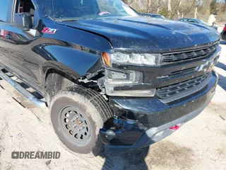 2020 Chevrolet Silverado 1500 LT Trail Boss with VIN 3GCPYFED9LG379148, listed as a IAAI auction lot 41246251 with 1 mi miles. Bid and sale history available at carsss.com. Image 6.