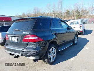 2015 Mercedes-Benz M 350 with VIN 4JGDA5HB1FA526024, listed as a IAAI auction lot 41888298 with 90,188 mi miles and . Bid and sale history available at carsss.com. Image 4.