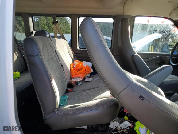 2019 Chevrolet Express Passenger LT with VIN 1GAZGPFG6K1363036, listed as a Copart auction lot 76491854 with 0 mi miles and Salvage Title. Bid and sale history available at carsss.com. Image 11.