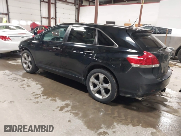 2010 Toyota Venza with VIN 4T3ZK3BB2AU025903, listed as a IAAI auction lot 41850784 with 176,930 mi miles. Bid and sale history available at carsss.com. Image 3.