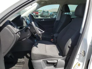 2014 Volkswagen Tiguan SE with VIN WVGAV3AX0EW614369, listed as a Copart auction lot 57664045 with 85,504 mi miles and Salvage title. Bid and sale history available at DreamBid. Image 7.