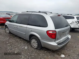 2005 Chrysler Town & Country LX with VIN 2C4GP44R35R152152, listed as a IAAI auction lot 42190551 with 128,239 mi miles and . Bid and sale history available at DreamBid. Image 3.