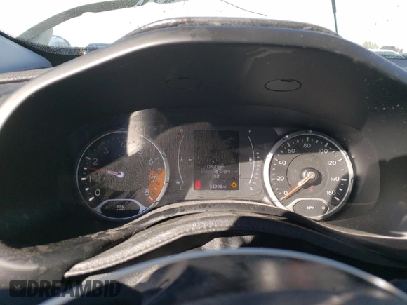 2017 Jeep Renegade Latitude z VIN ZACCJBBB3HPG48457, wystawiony jako Copart lot #46483275 z przebiegiem 105 298 mil mil oraz Szkody całkowita. Historia ofert i sprzedaży dostępna na DreamBid. Obrazek 9.
