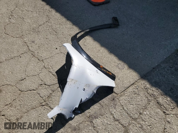 2022 Ford Mustang Mach-E Premium с VIN 3FMTK3R76NMA30130, выставлен на аукционе Copart как лот 58601735 с пробегом 76 466 миль миль и Списание • Salvage title. История ставок и продаж доступна на DreamBid. Изображение 13.