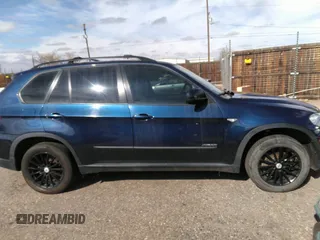 2012 BMW X5 35i с VIN 5UXZV4C5XCL749123, выставлен на аукционе IAAI как лот 41749728 с пробегом 124 193 миль миль и . История ставок и продаж доступна на DreamBid. Изображение 13.
