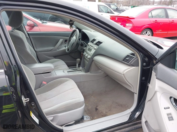 2011 Toyota Camry LE with VIN 4T4BF3EK4BR090415, listed as a IAAI auction lot 41749603 with 190,698 mi miles. Bid and sale history available at carsss.com. Image 5.