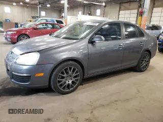 2009 Volkswagen Jetta z VIN 3VWRA71K59M032737, wystawiony jako Copart lot #43270605 z przebiegiem 120 104 mil mil oraz Szkoda całkowita • Salvage title. Historia ofert i sprzedaży dostępna na DreamBid. Obrazek 1.