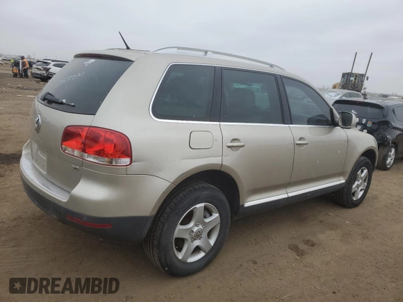 2007 Volkswagen Touareg V6 with VIN WVGZE77L37D052271, listed as a Copart auction lot 44639295 with 150,402 mi miles and Clean Title. Bid and sale history available at DreamBid. Image 3.