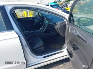 2014 Ford Fusion SE with VIN 3FA6P0HD5ER273039, listed as a IAAI auction lot 42221553 with 82,755 mi miles and . Bid and sale history available at DreamBid. Image 5.