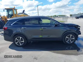 2019 Kia Sorento EX V6 with VIN 5XYPH4A55KG457294, listed as a IAAI auction lot 41641756 with 104,388 mi miles. Bid and sale history available at carsss.com. Image 14.