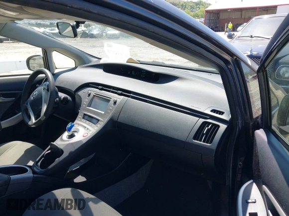 2013 Toyota Prius One with VIN JTDKN3DU0D5691290, listed as a IAAI auction lot 42138179 with 102,003 mi miles and . Bid and sale history available at DreamBid. Image 5.