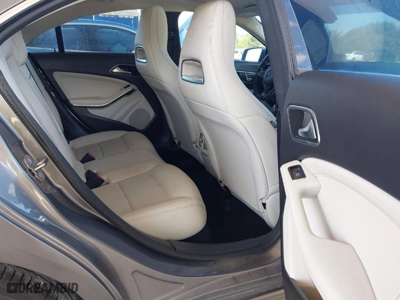 2019 Mercedes-Benz CLA with VIN WDDSJ4EB6KN698830, listed as a IAAI auction lot 40446857 with 173,189 mi miles. Bid and sale history available at carsss.com. Image 8.