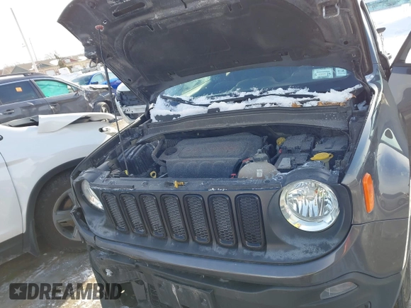 2017 Jeep Renegade Latitude with VIN ZACCJBBBXHPG26584, listed as a IAAI auction lot 41571110 with 75,484 mi miles. Bid and sale history available at carsss.com. Image 10.