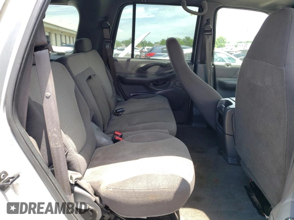 2000 Ford Expedition XLT with VIN 1FMRU1660YLB50757, listed as a Copart auction lot 60379794 with Not Provided miles and Non Repairable. Bid and sale history available at DreamBid. Image 10.