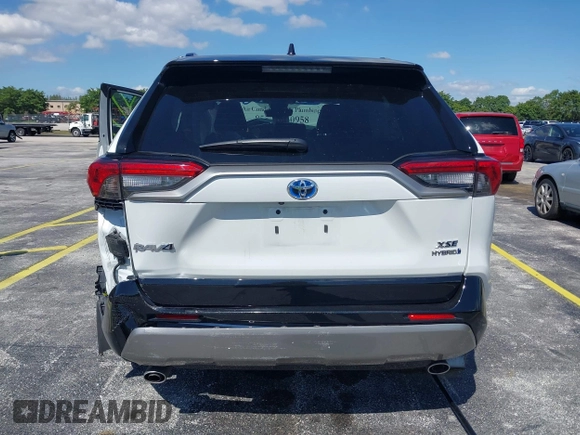 2024 Toyota RAV4 Hybrid XSE with VIN 2T3E6RFV9RW077941, listed as a IAAI auction lot 42012134 with 31,009 mi miles and . Bid and sale history available at DreamBid. Image 16.