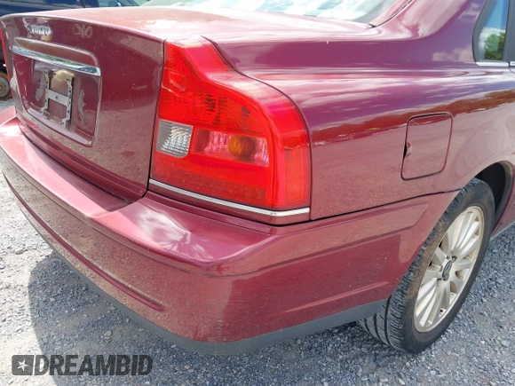 2006 Volvo S80 with VIN YV1TS592461426117, listed as a IAAI auction lot 42330241 with 149,690 mi miles and . Bid and sale history available at DreamBid. Image 14.