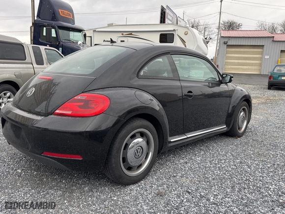 2012 Volkswagen Beetle 2.5L w/Sun PZEV with VIN 3VWJP7AT6CM628659, listed as a Copart auction lot 84033574 with 150,639 mi miles and Clean Title. Bid and sale history available at carsss.com. Image 4.