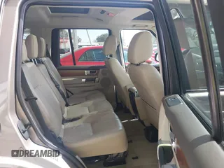 2016 Land Rover LR4 HSE with VIN SALAG2V67GA794744, listed as a IAAI auction lot 41702179 with 127,765 mi miles and . Bid and sale history available at DreamBid. Image 8.