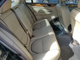 2008 Jaguar XJ with VIN SAJWA79BX8SH23430, listed as a Copart auction lot 51990785 with 140,454 mi miles and Salvage Title. Bid and sale history available at carsss.com. Image 10.
