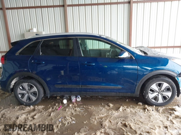 2019 Kia Niro EX with VIN KNDCC3LC3K5275931, listed as a IAAI auction lot 41279794 with 88,672 mi miles. Bid and sale history available at carsss.com. Image 12.