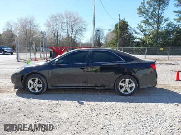 2012 Toyota Camry L with VIN 4T1BF1FK8CU044889, listed as a IAAI auction lot 41742090 with 178,837 mi miles. Bid and sale history available at carsss.com. Image 15.