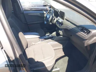 2024 Ford Escape Active с VIN 1FMCU0GN9RUA55700, выставлен на аукционе IAAI как лот 42223793 с пробегом 7 006 миль миль и . История ставок и продаж доступна на DreamBid. Изображение 5.