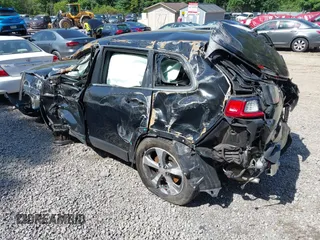 2019 Jeep Cherokee High Altitude with VIN 1C4PJMDXXKD437414, listed as a IAAI auction lot 42571769 with Not provided miles and . Bid and sale history available at DreamBid. Image 3.