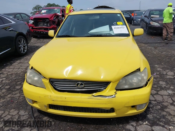 2001 Lexus IS 300/350 z VIN JTHBD182610014669, wystawiony jako IAAI lot #42261927 z przebiegiem 316 221 mil mil oraz . Historia ofert i sprzedaży dostępna na DreamBid. Obrazek 12.
