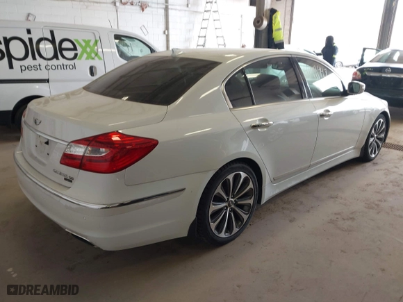 2013 Hyundai Genesis 5.0L R-Spec with VIN KMHGC4DH8DU219604, listed as a IAAI auction lot 41999447 with 211,085 mi miles. Bid and sale history available at carsss.com. Image 4.
