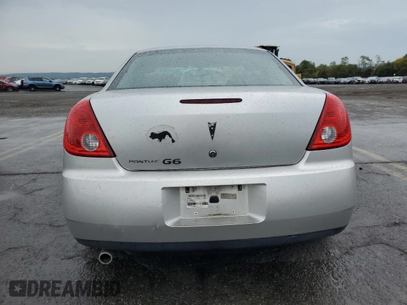 2008 Pontiac G6 1SV Value Leader with VIN 1G2ZF57B384173210, listed as a Copart auction lot 71811004 with 87,500 mi miles and Salvage Title. Bid and sale history available at carsss.com. Image 6.