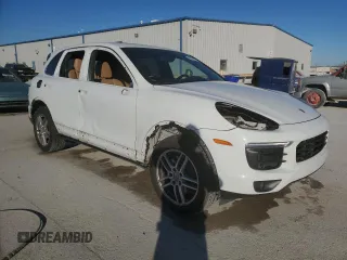 2016 Porsche Cayenne with VIN WP1AA2A23GLA06380, listed as a Copart auction lot 89397075 with 100,854 mi miles and Clean Title. Bid and sale history available at carsss.com. Image 4.