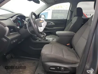 2019 Chevrolet Traverse LT Cloth z VIN 1GNERGKW5KJ291265, wystawiony jako Copart lot #55849985 z przebiegiem 52 651 mil mil oraz Szkoda całkowita • Salvage title. Historia ofert i sprzedaży dostępna na DreamBid. Obrazek 7.