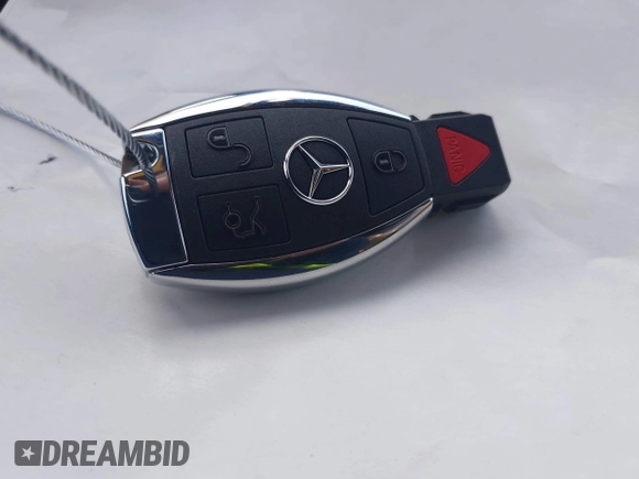2016 Mercedes-Benz GLE 450 AMG z VIN 4JGED6EB9GA026538, wystawiony jako IAAI lot #41930608 z przebiegiem 107 055 mil mil oraz . Historia ofert i sprzedaży dostępna na DreamBid. Obrazek 11.