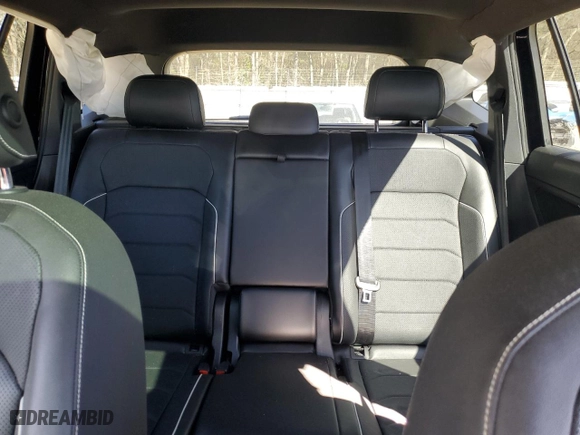 2022 Volkswagen Tiguan SEL R-Line with VIN 3VV4B7AX7NM108752, listed as a Copart auction lot 50031225 with 40,122 mi miles and Non Repairable. Bid and sale history available at carsss.com. Image 10.