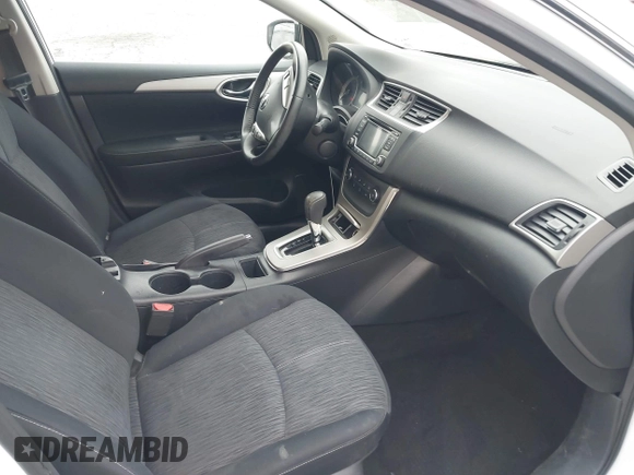 2015 Nissan Sentra SR with VIN 3N1AB7AP1FL696840, listed as a IAAI auction lot 42025040 with 68,088 mi miles and . Bid and sale history available at DreamBid. Image 5.