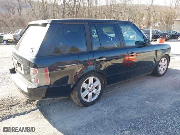 2003 Land Rover Range Rover HSE with VIN SALME11403A138235, listed as a IAAI auction lot 41586123 with 173,546 mi miles. Bid and sale history available at carsss.com. Image 4.