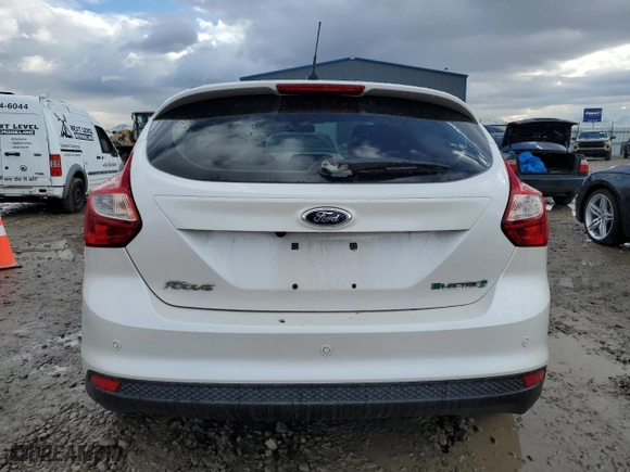 2013 Ford Focus Electric with VIN 1FADP3R44DL352402, listed as a Copart auction lot 45566905 with 0 mi miles and Salvage Title. Bid and sale history available at carsss.com. Image 6.