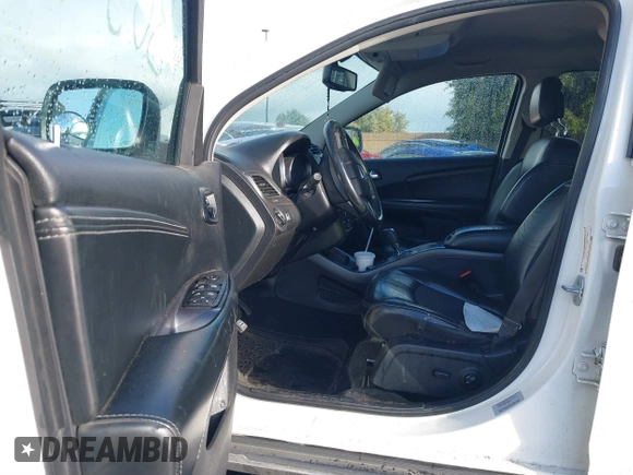 2015 Dodge Journey Crossroad with VIN 3C4PDCGG4FT697773, listed as a IAAI auction lot 41730507 with 151,247 mi miles and . Bid and sale history available at DreamBid. Image 5.