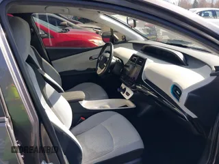 2016 Toyota Prius Four with VIN JTDKARFU7G3516014, listed as a IAAI auction lot 41671300 with 175,745 mi miles. Bid and sale history available at carsss.com. Image 5.