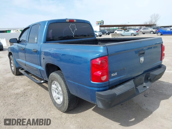 2006 Dodge Dakota SLT with VIN 1D7HE48K96S556831, listed as a IAAI auction lot 41681544 with 236,486 mi miles. Bid and sale history available at carsss.com. Image 3.
