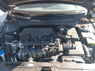 2024 Hyundai Elantra SE with VIN KMHLL4DG9RU802003, listed as a IAAI auction lot 41684367 with 2,760 mi miles and . Bid and sale history available at DreamBid. Image 10.