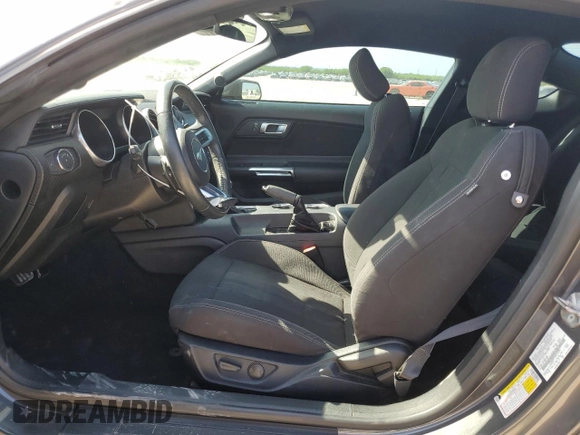 2021 Ford Mustang EcoBoost z VIN 1FA6P8TH5M5132997, wystawiony jako Copart lot #52333995 z przebiegiem 43 054 mil mil oraz Czysty tytuł • Clean title. Historia ofert i sprzedaży dostępna na DreamBid. Obrazek 7.